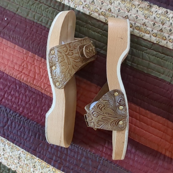 vintage DR SCHOLL'S* wooden/ embossed leather adj. strap exercise sandal sz 9 - Picture 11 of 16